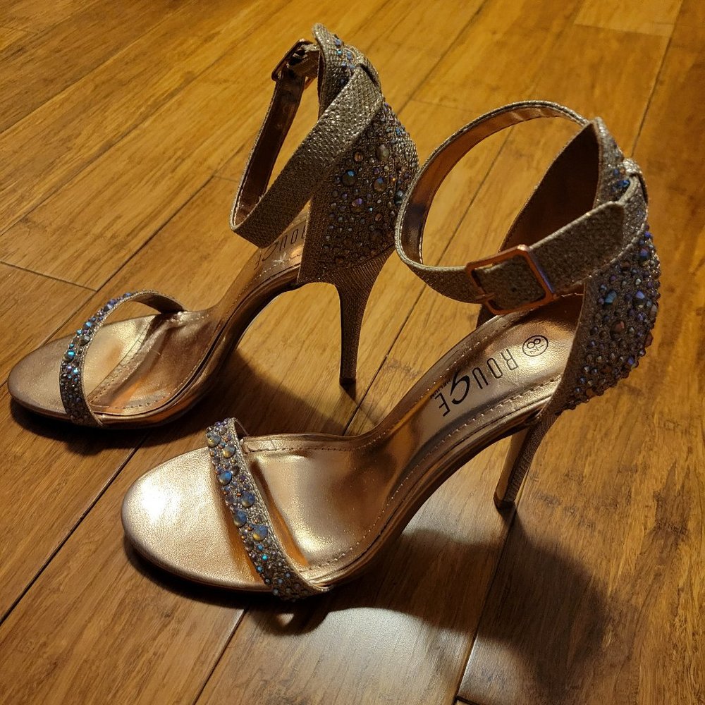 Rose Gold Rhinestone Heels. 8.5